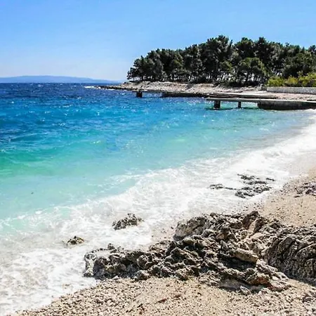 Relaxed Getaway By The Sea * Traù